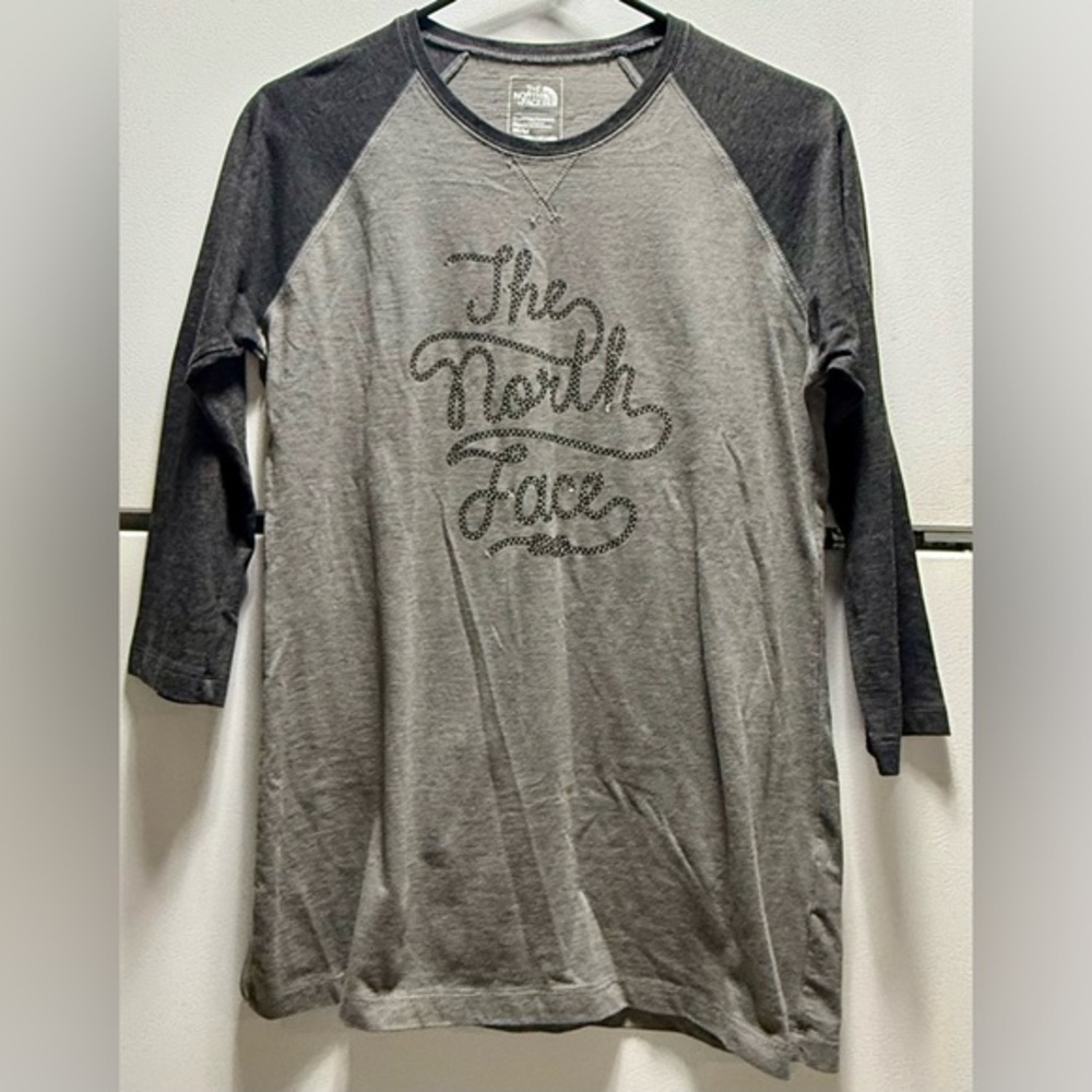 🏜️North Face Black Gray Raglan Sleeve T-shirt